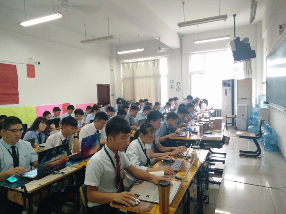 北京八维教育突破传统教学模式打造行业领先云计算精英人才