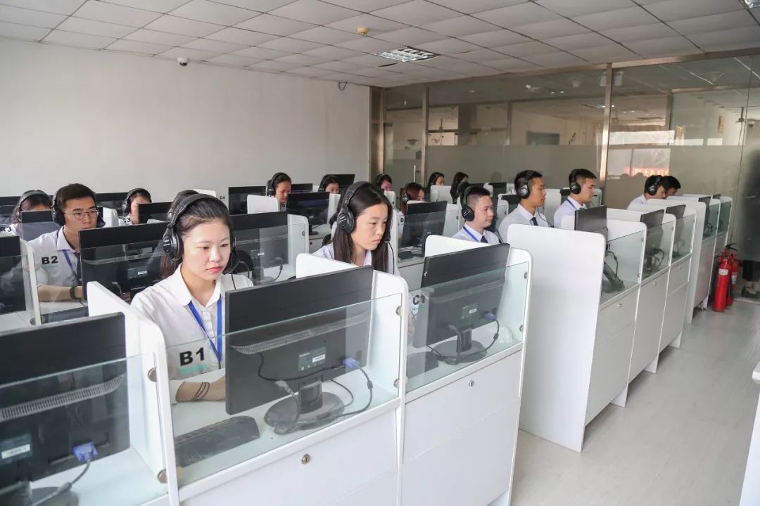 北京八维学校着眼行业需求培养全面发展人工智能AI人才