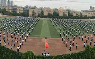 八维教育学子校园生活