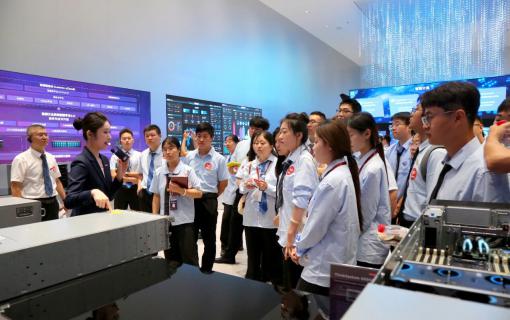 八维教育IT培训