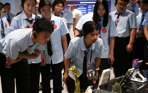 八维教育IT培训