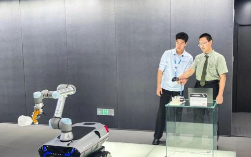 八维教育IT培训