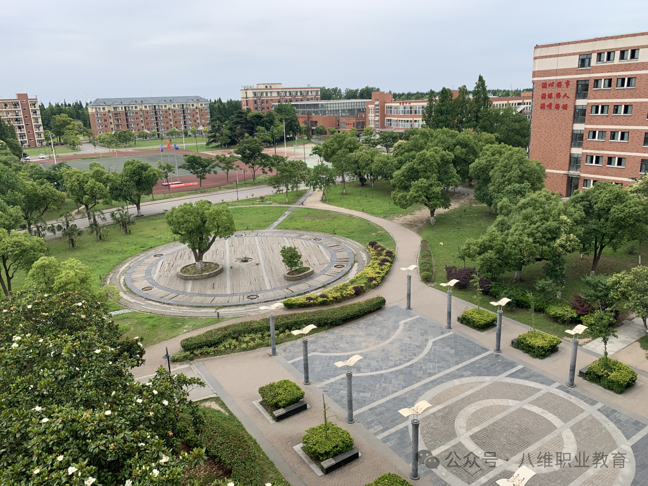 八维教育上海宏烨校区