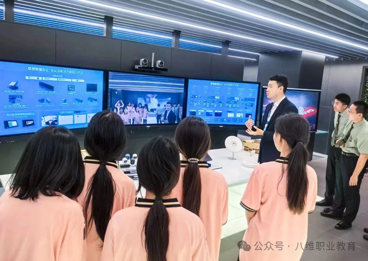 前端内卷、后端饱和，爆火的大模型，到底是什么？一篇白话讲透
