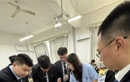 八维教育IT培训