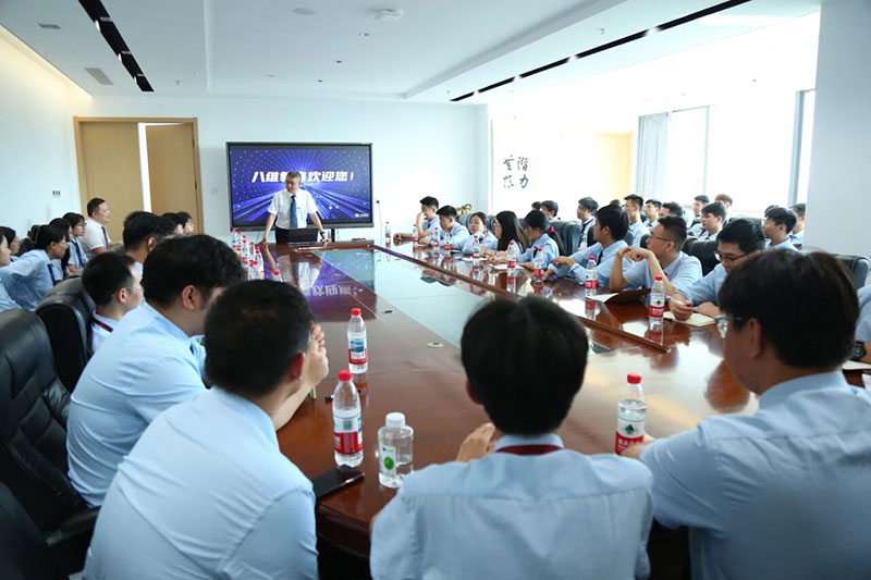 一个八维学子，托起一个家：教育如何点亮寒门希望