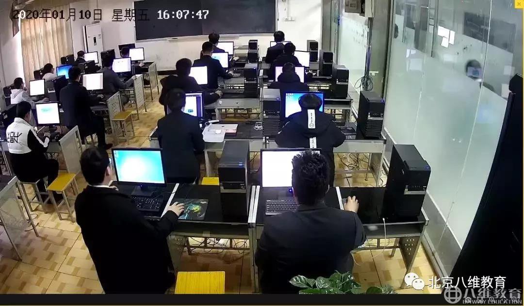 八維·華為移動考場